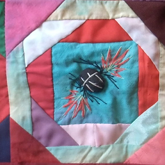 👺 FOLK ART BAG HANDCRAFTED PATCHWORK by Bai Jia Bei Family - Picture 6 of 15